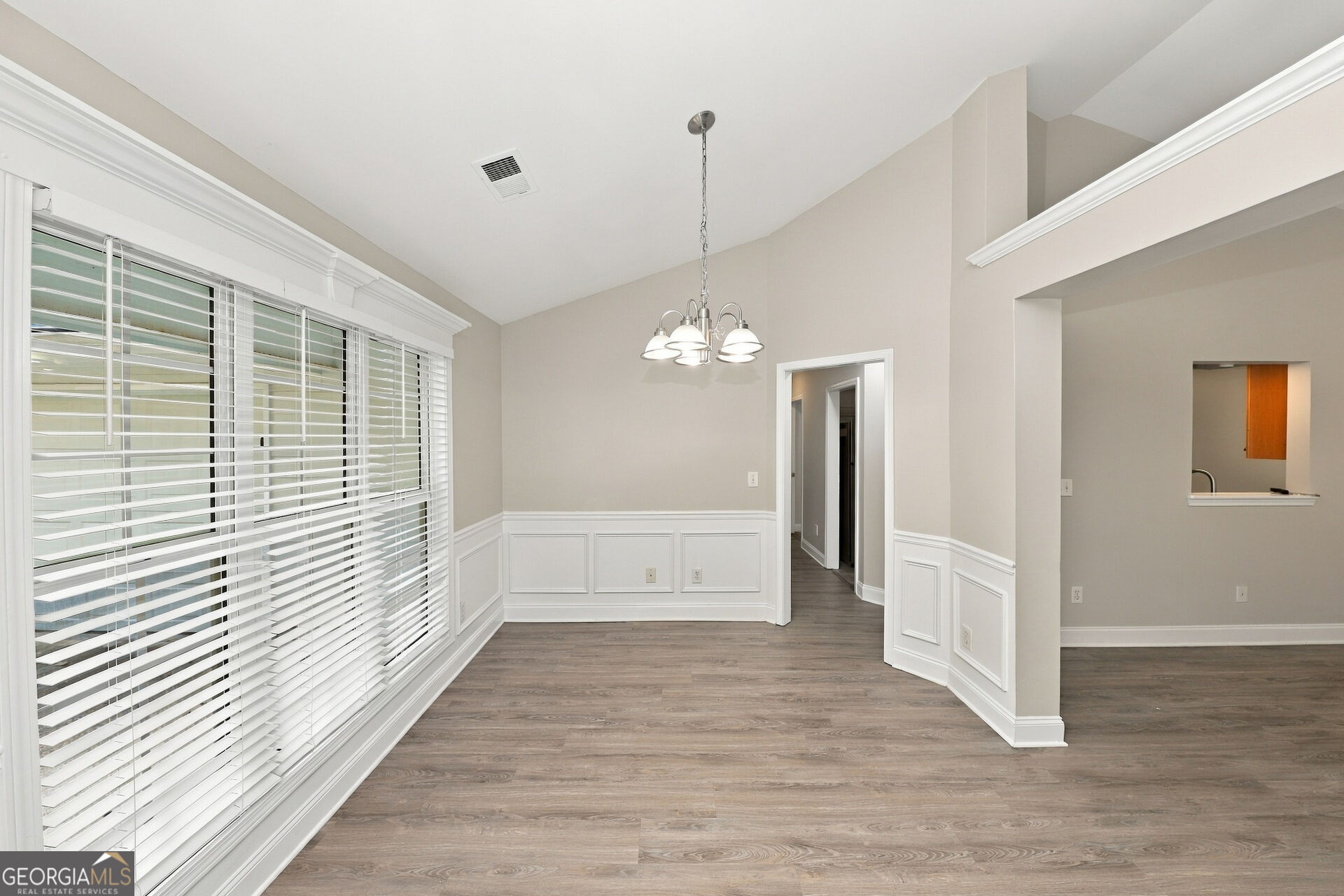 32 Devynwood Lane Property Photo 4