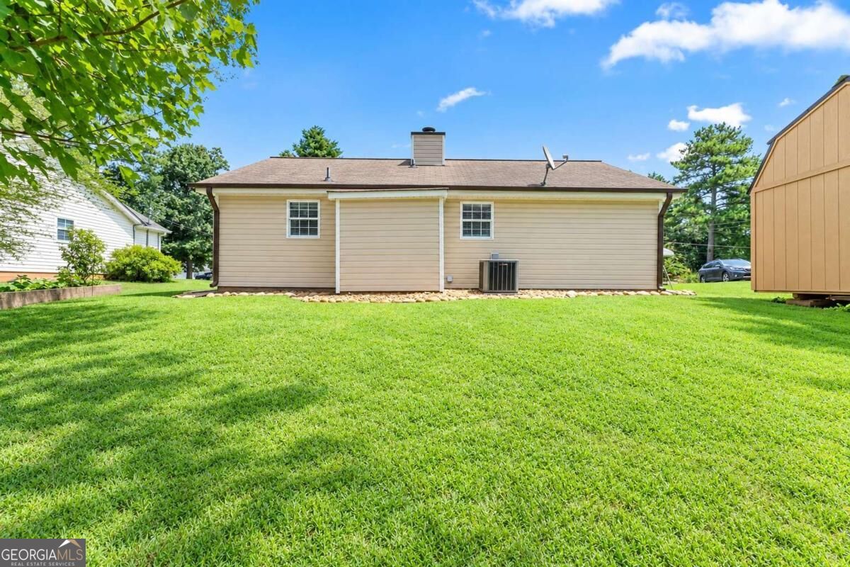 2560 Fairlane Drive Property Photo 28
