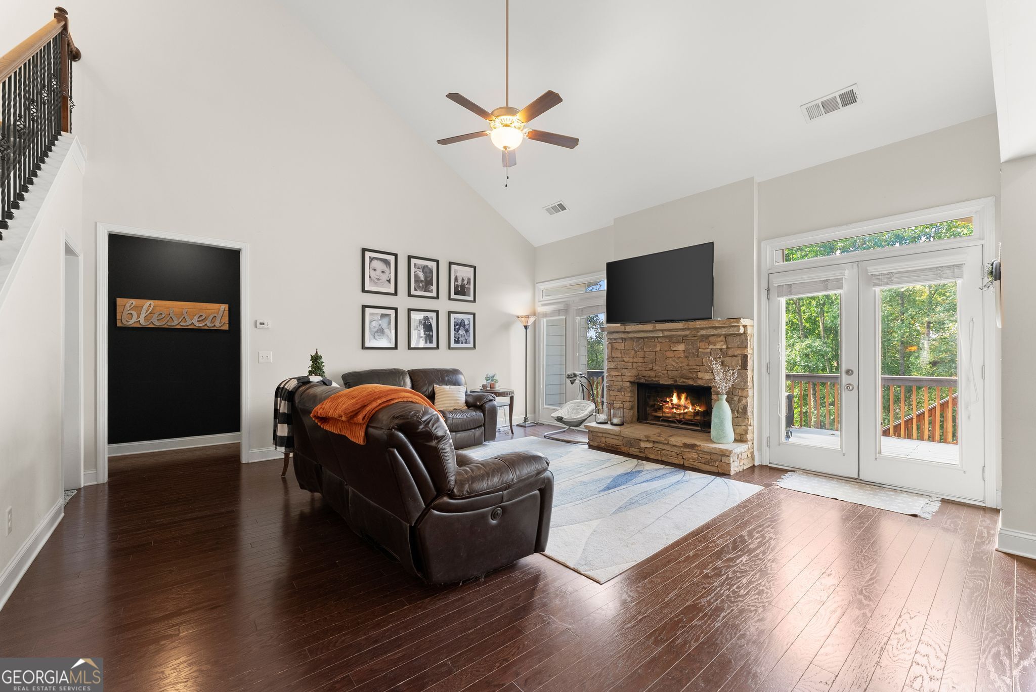 5830 Mulberry Hollow Property Photo 18