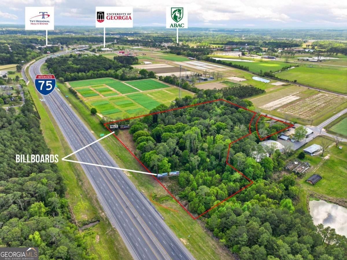 2436 N Us Highway 41 Property Photo 3