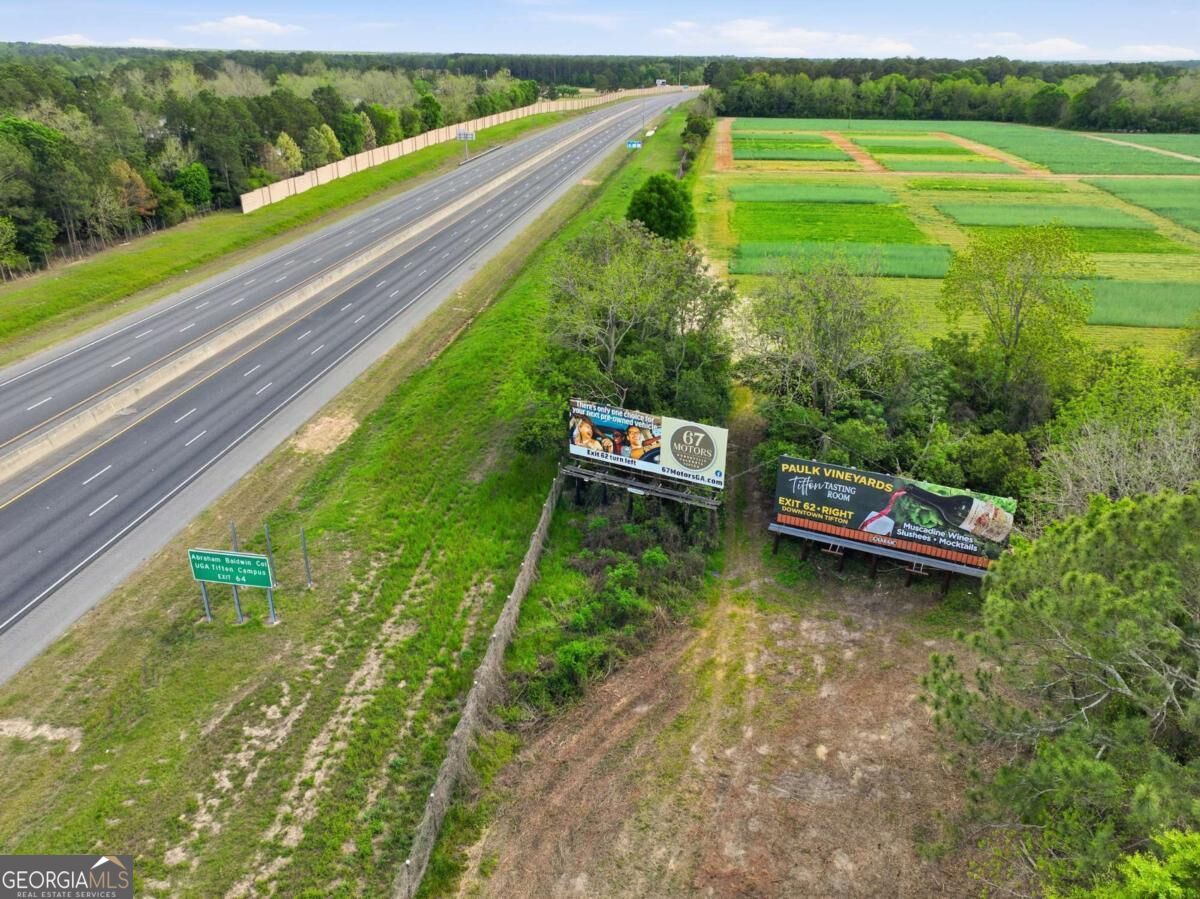 2436 N Us Highway 41 Property Photo 4