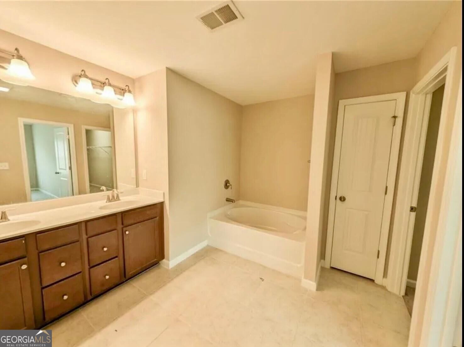 6070 Shiloh Woods Drive # 57 Property Photo 16