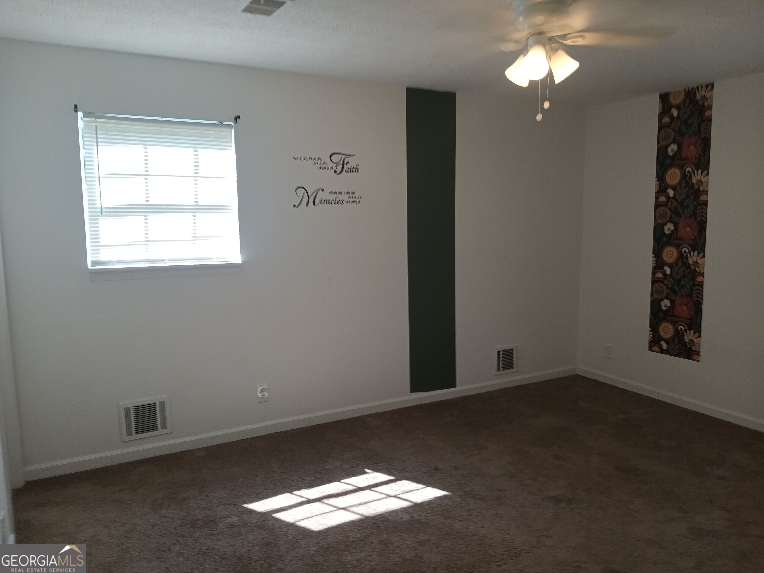 155 Rockfort Court Property Photo 8