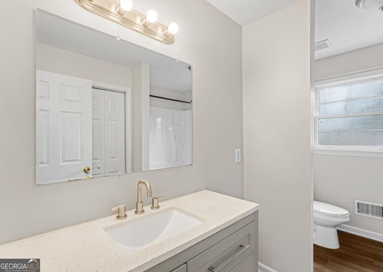 247 Smithstone Path Property Photo 6