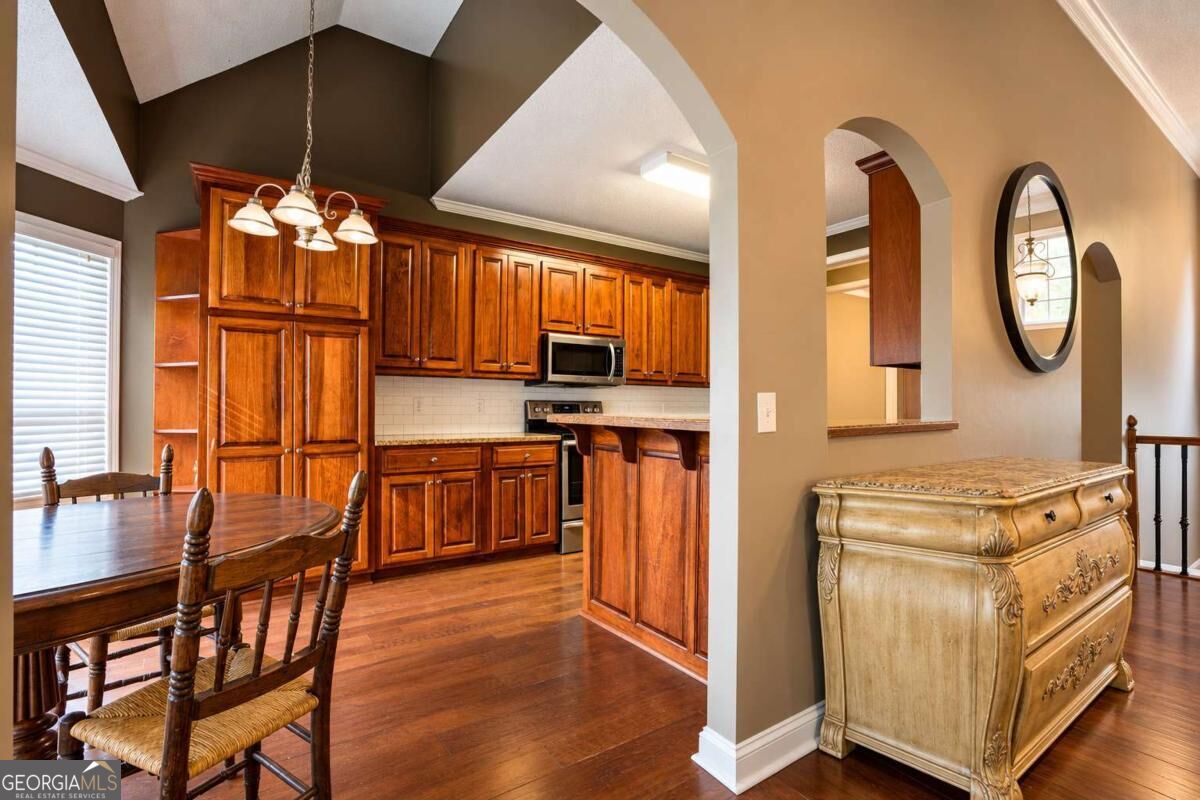 44 Ivy Chase Way Nw Property Photo 5