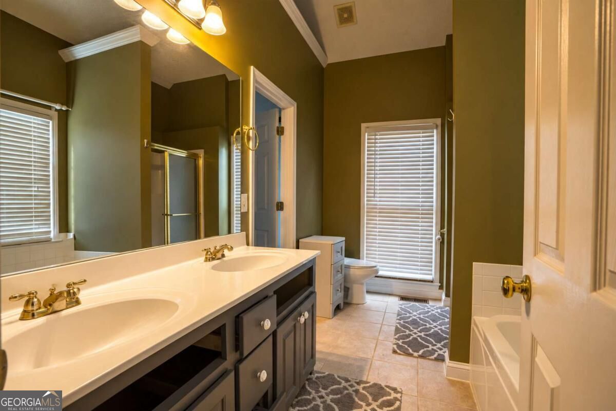 44 Ivy Chase Way Nw Property Photo 12