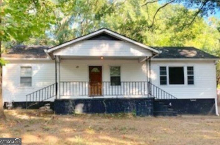 13 Tuxedo Avenue Property Photo 1