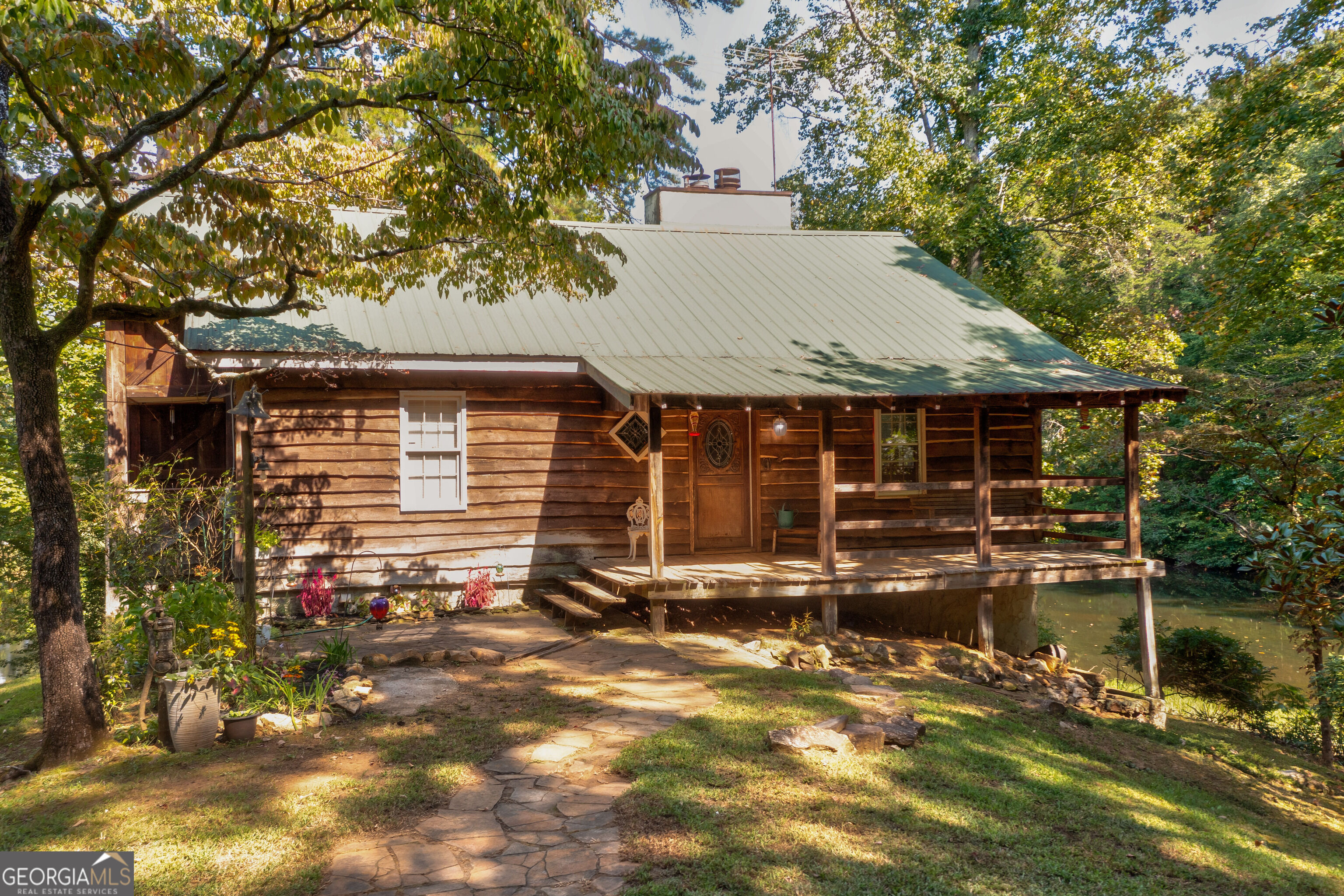 434 Mill Creek Drive Property Photo 3