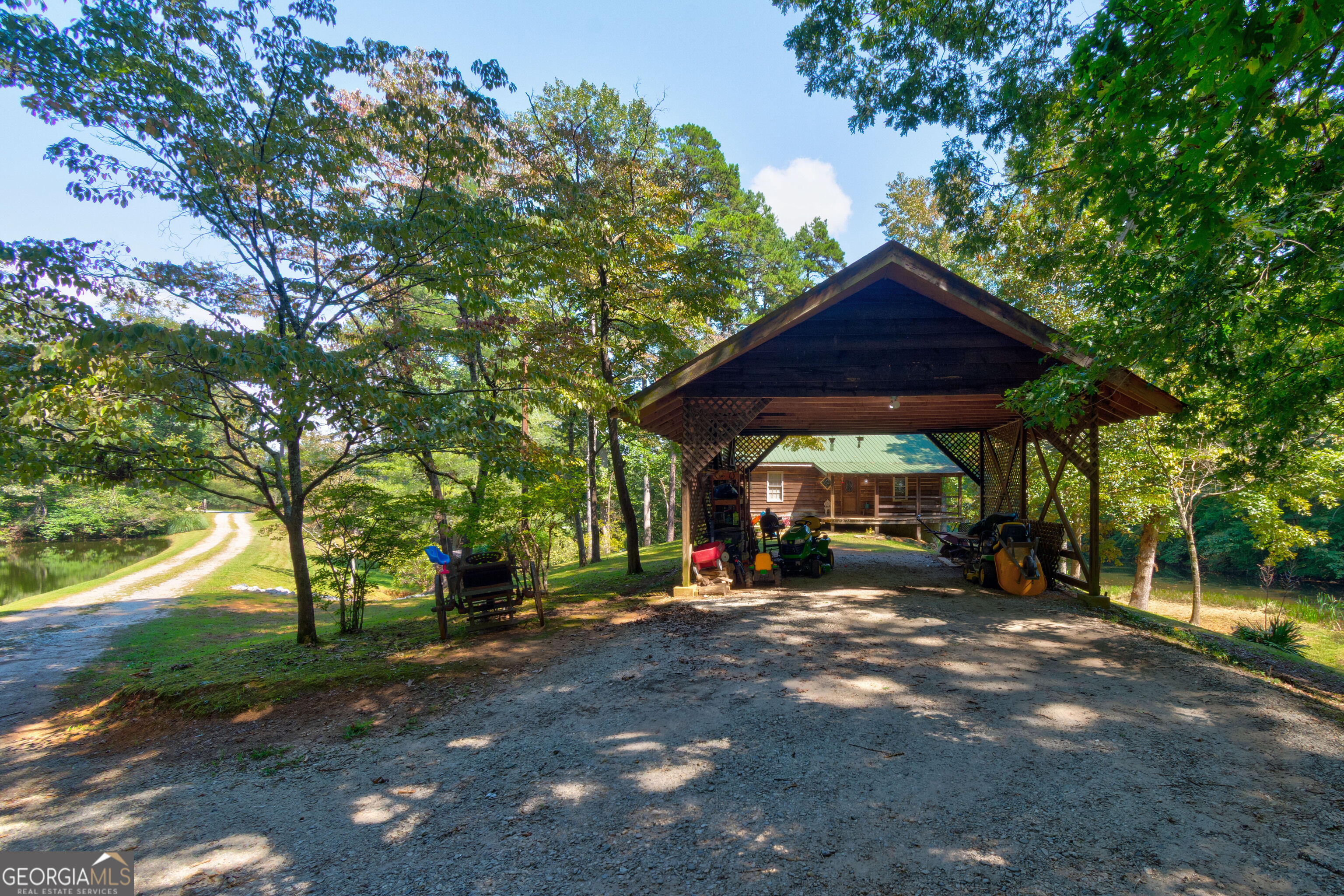 434 Mill Creek Drive Property Photo 7