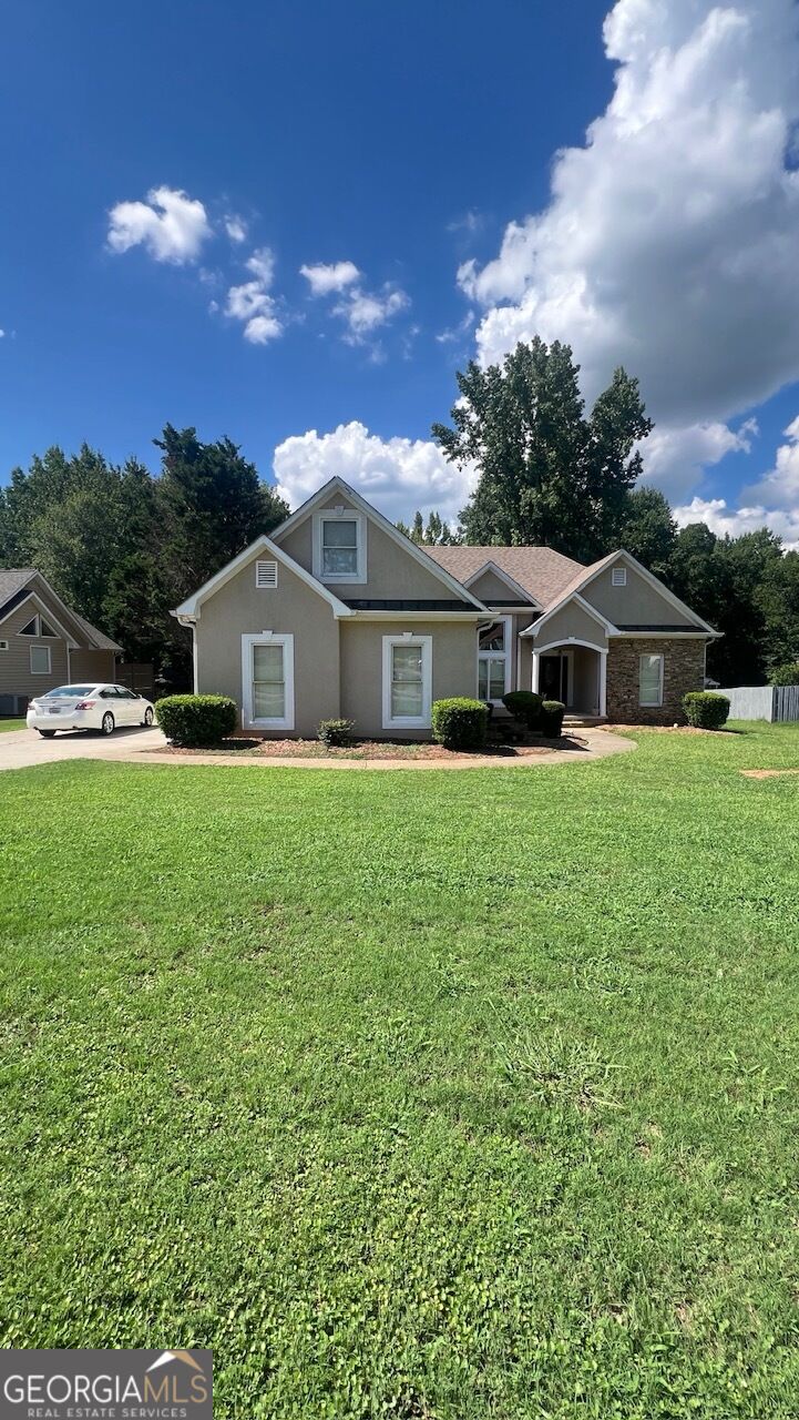 125 Acadian Drive Property Photo 1