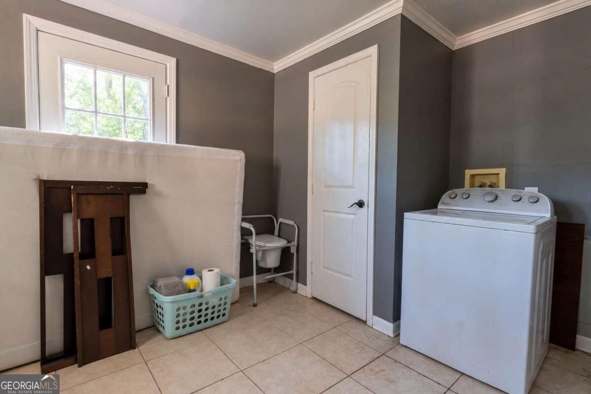 2581 Bluffton Road Property Photo 8