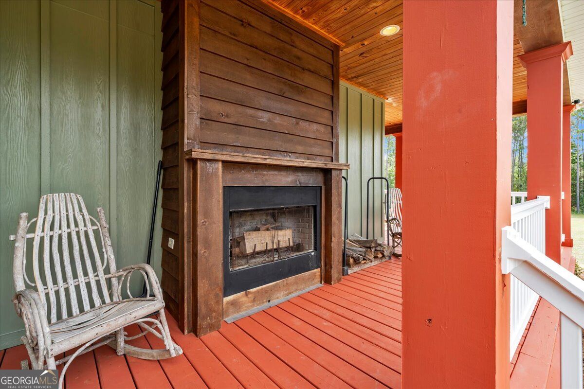 2700 Bear Creek Road Property Photo 18