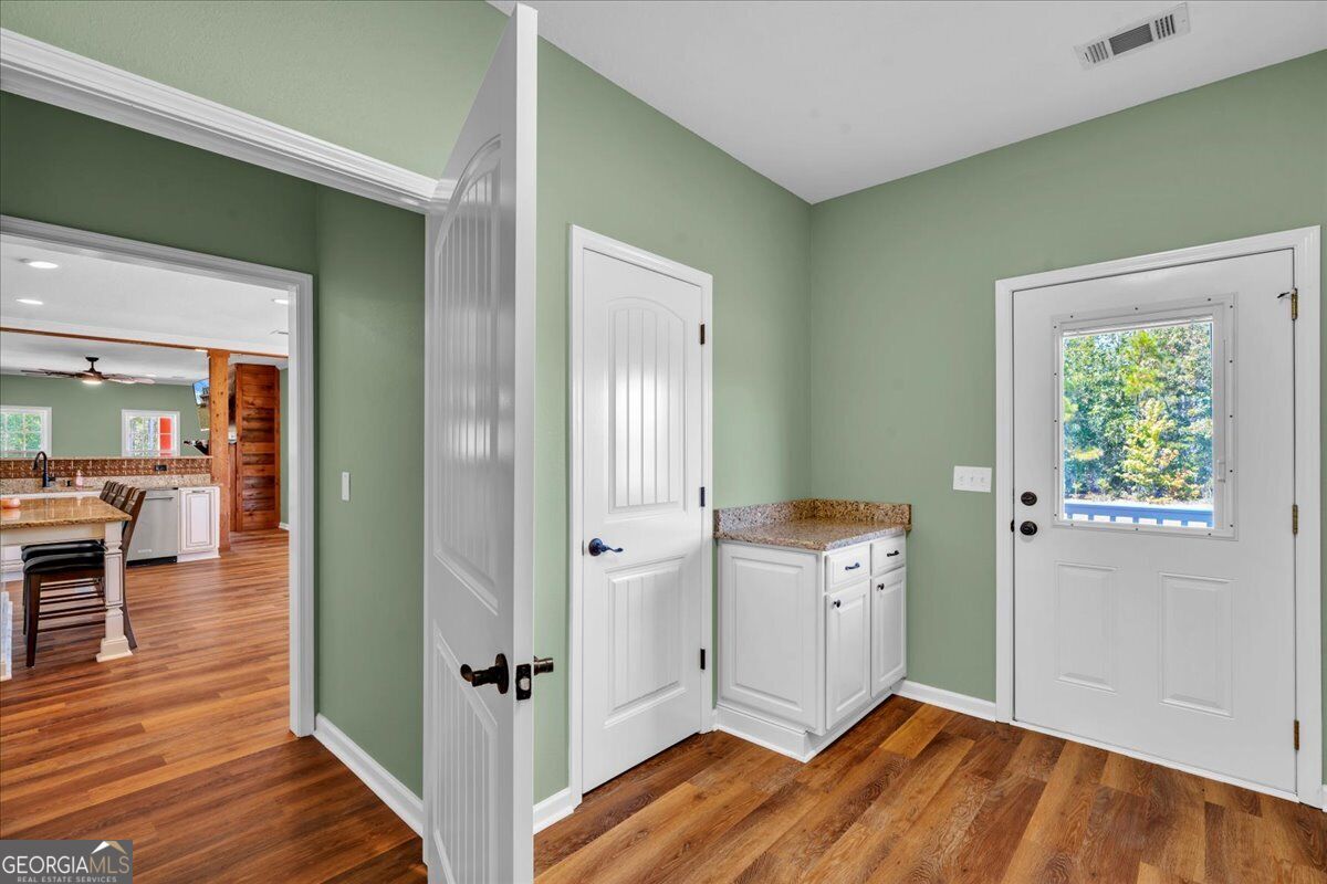 2700 Bear Creek Road Property Photo 38