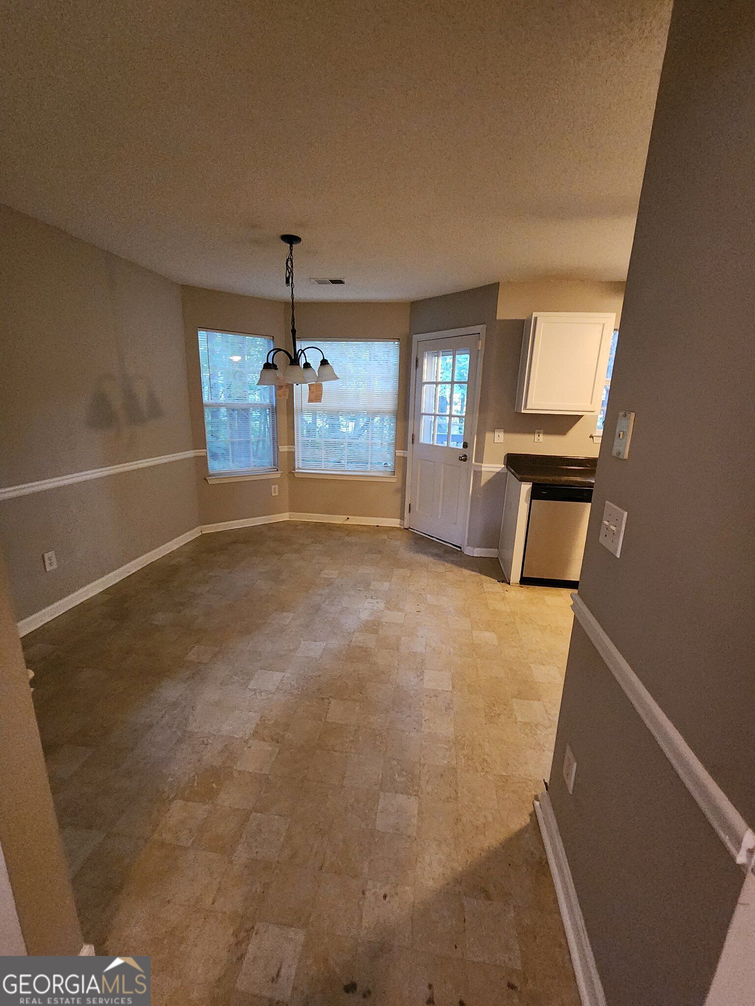 553 Wren Walk Property Photo 6