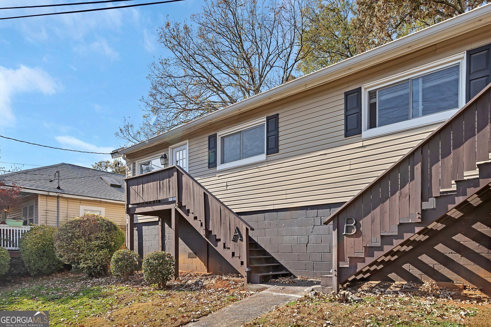 1040 Herndon Street Nw Unit B Property Photo 2