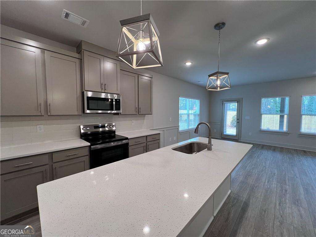 4307 Fern River Bend Property Photo 6