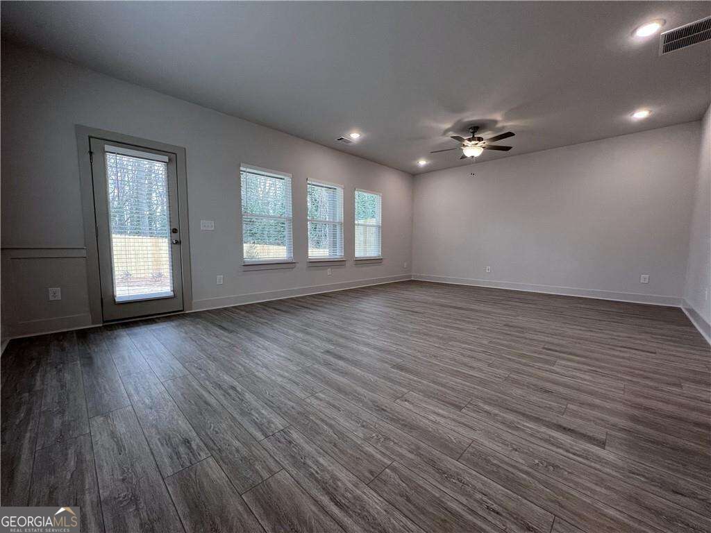 4307 Fern River Bend Property Photo 9