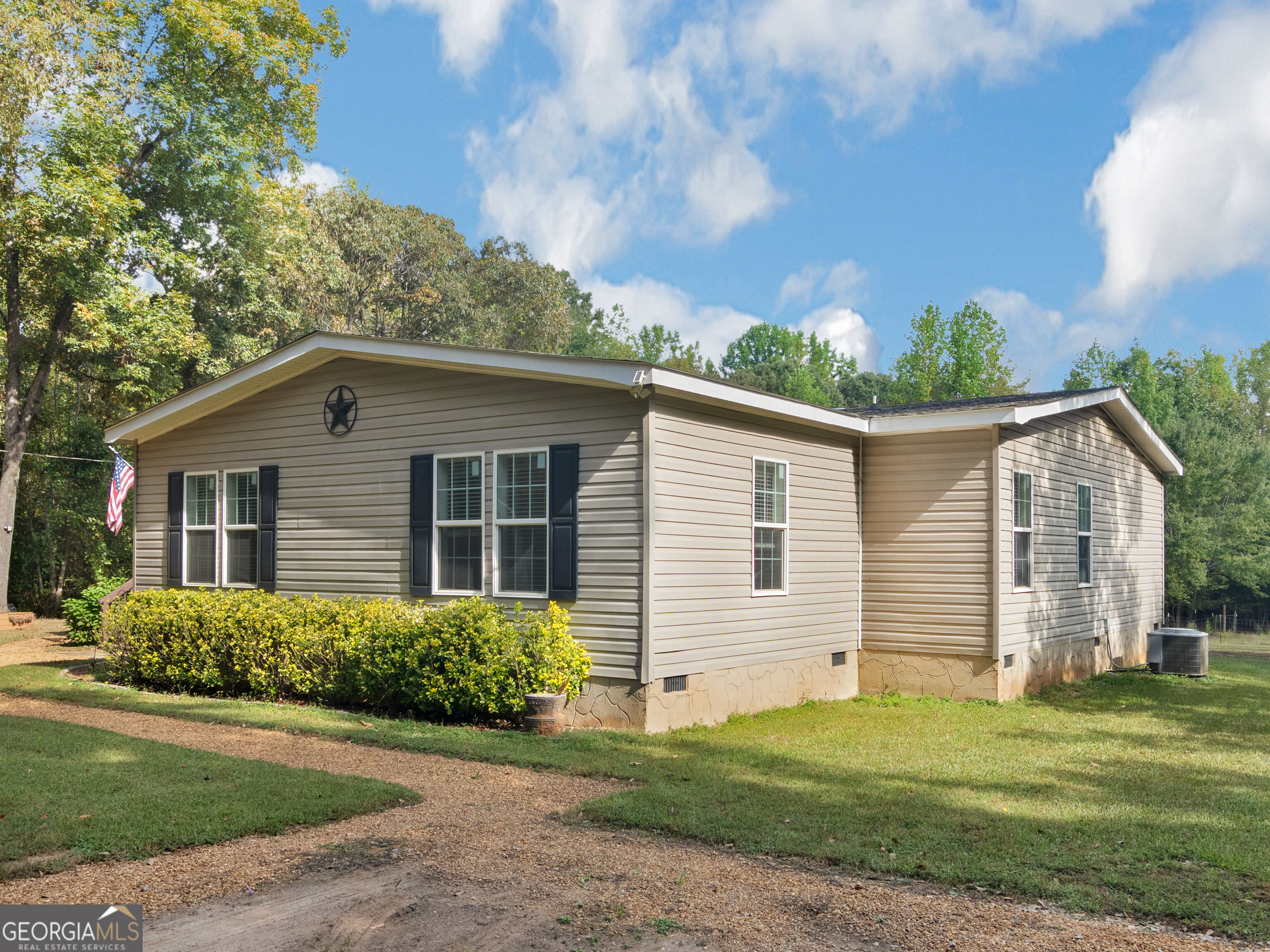 255 Wilson Road Property Photo 2