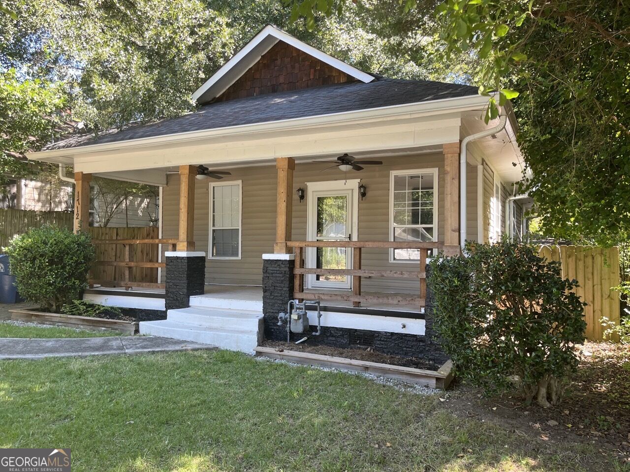 1712 Evans Drive Sw Property Photo 2