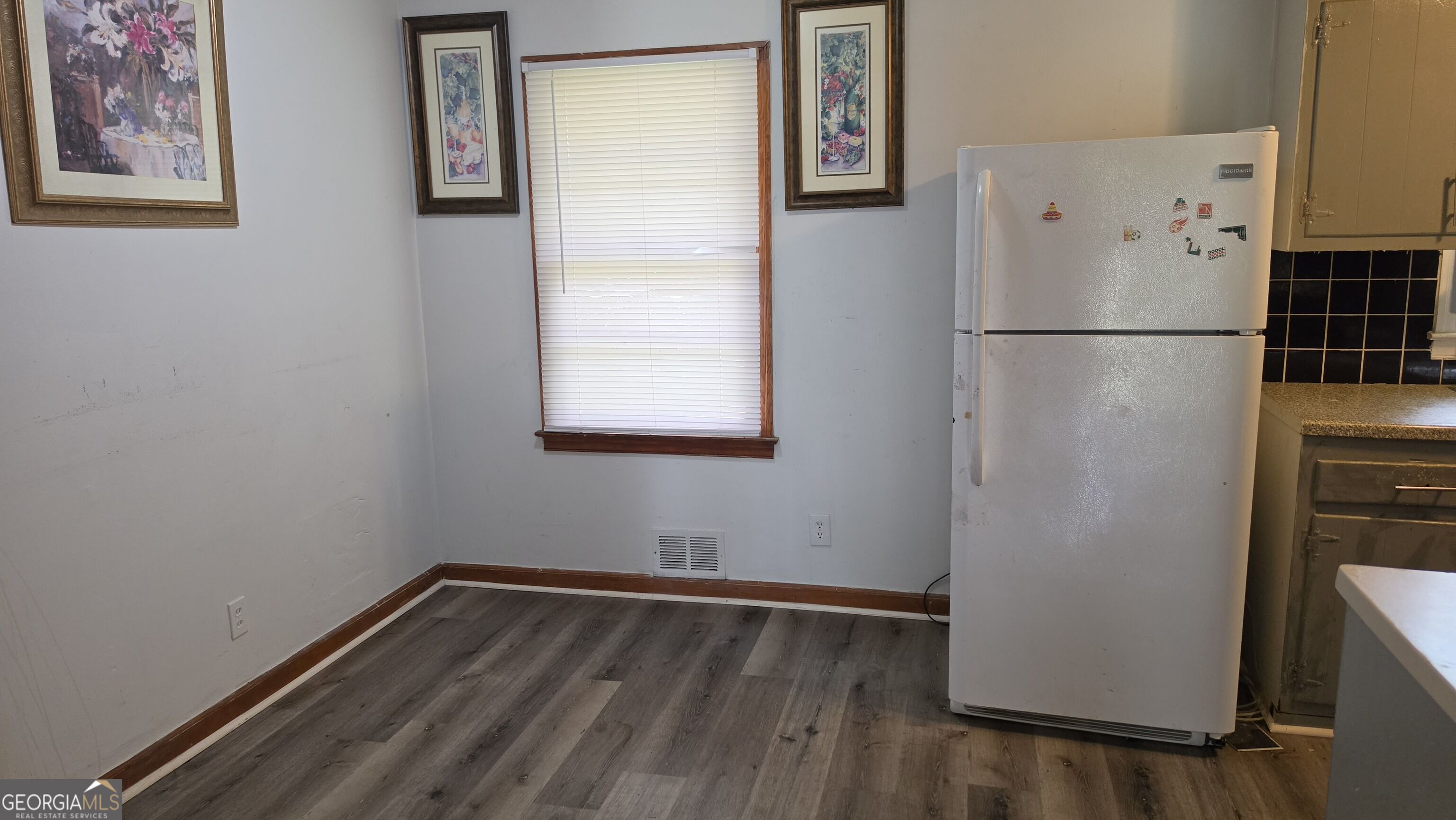 632 Pineridge Drive Property Photo 3