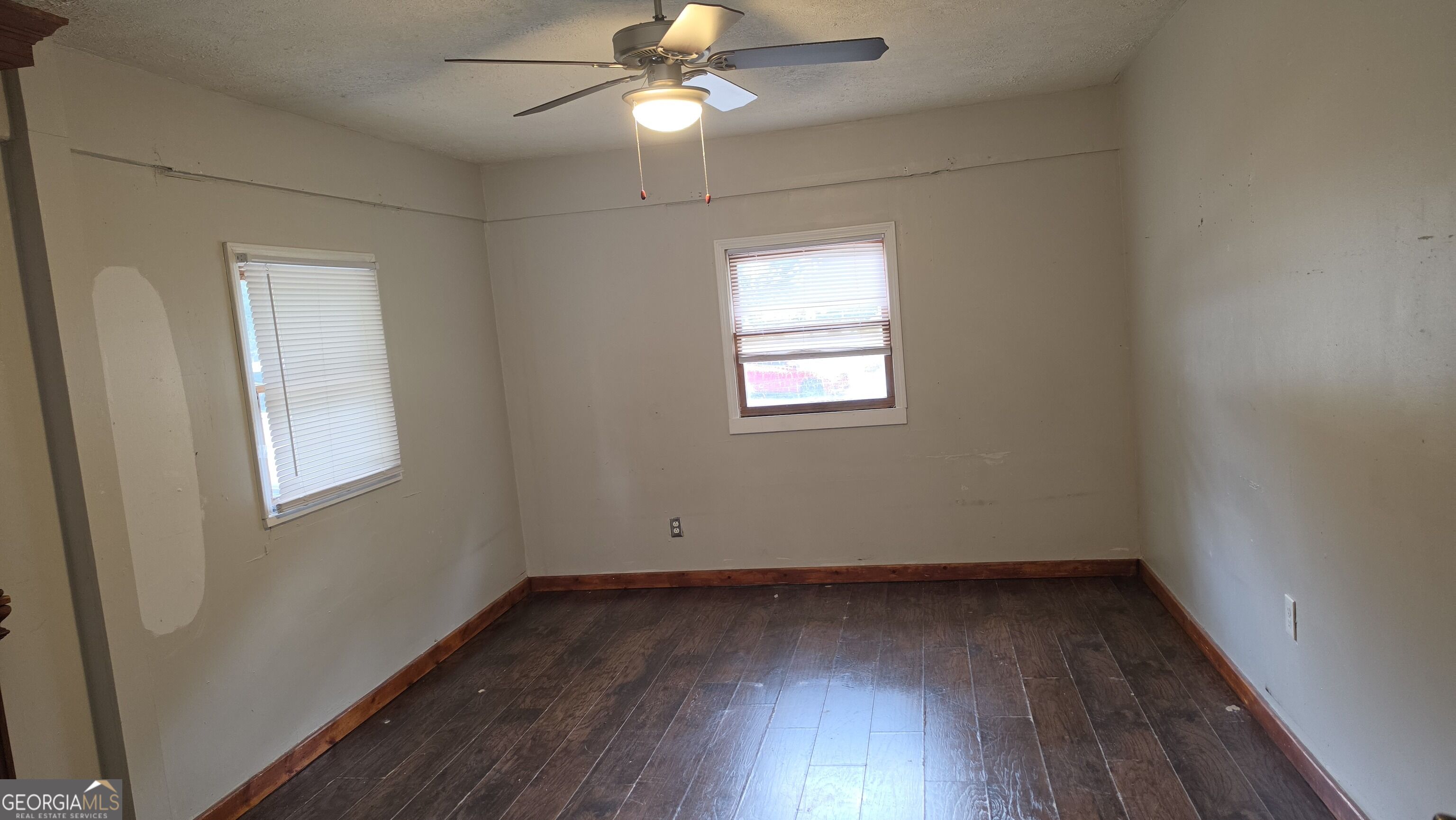 632 Pineridge Drive Property Photo 6