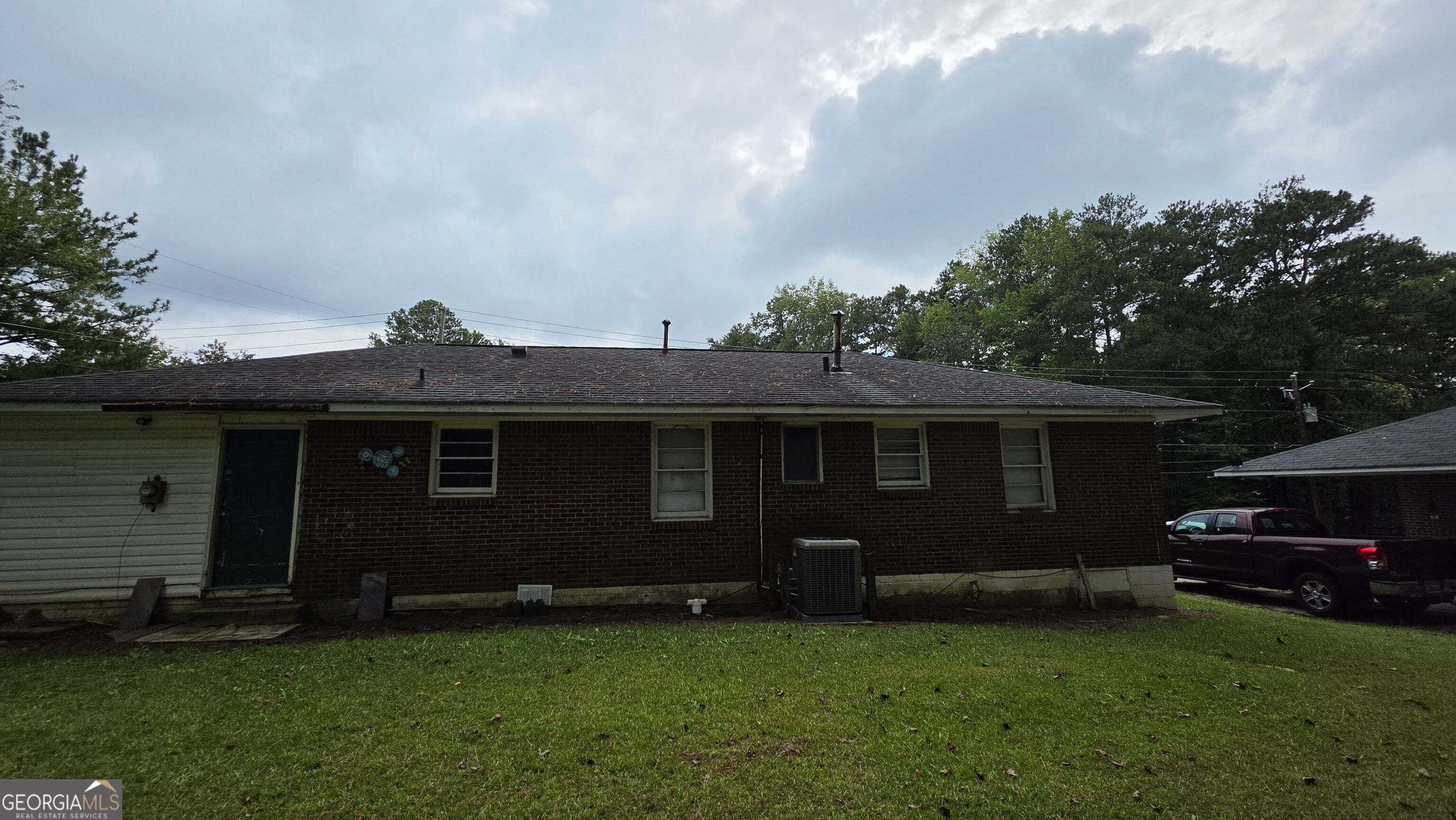 632 Pineridge Drive Property Photo 12