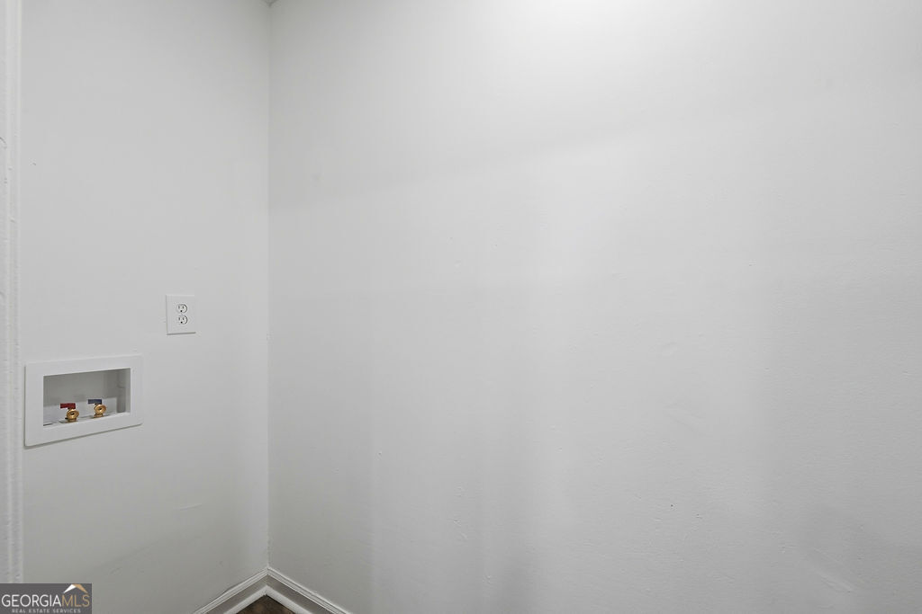 648 Fieldcrest Drive Property Photo 11