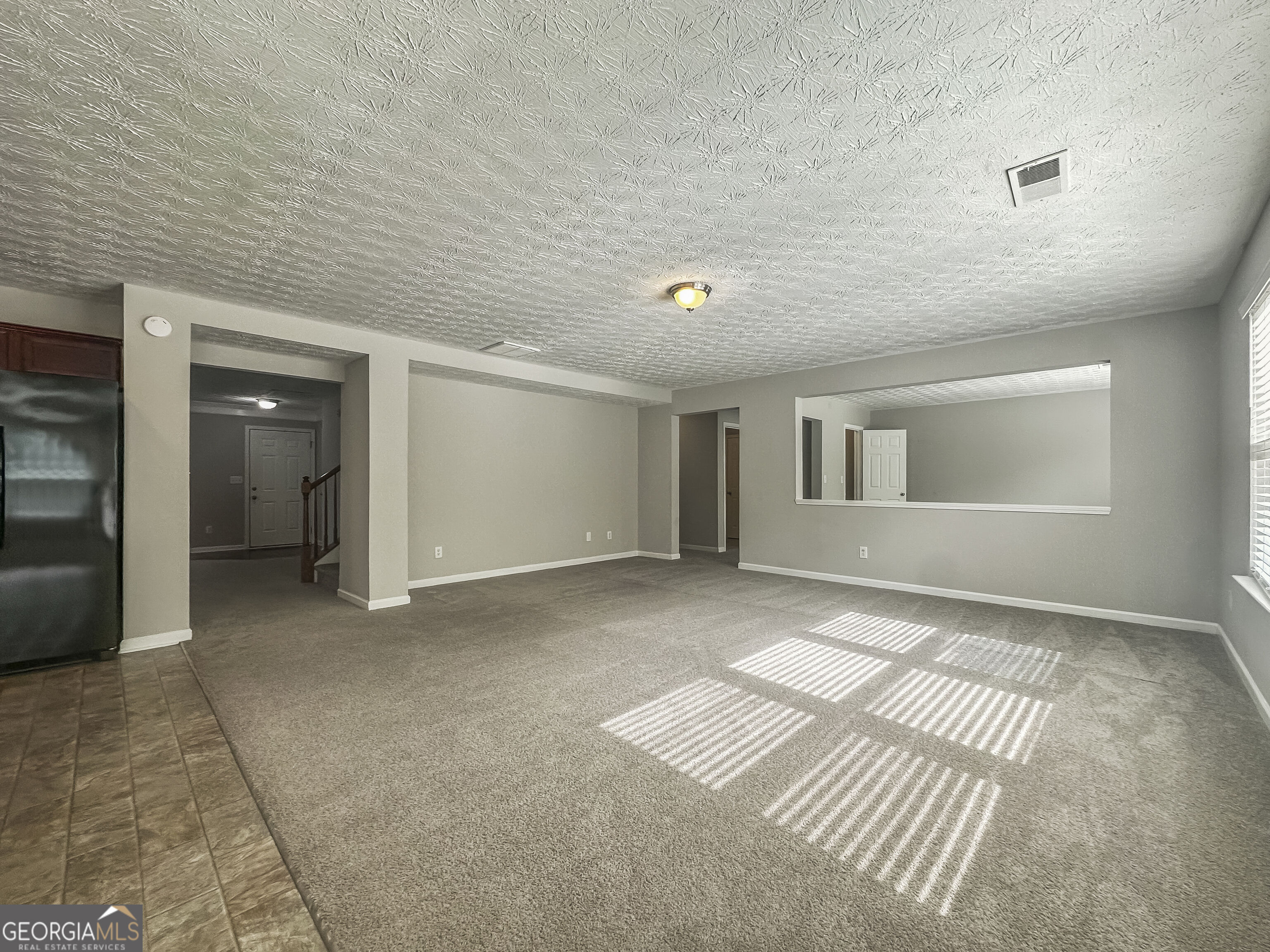 2613 Waterdale Road Sw Property Photo 4