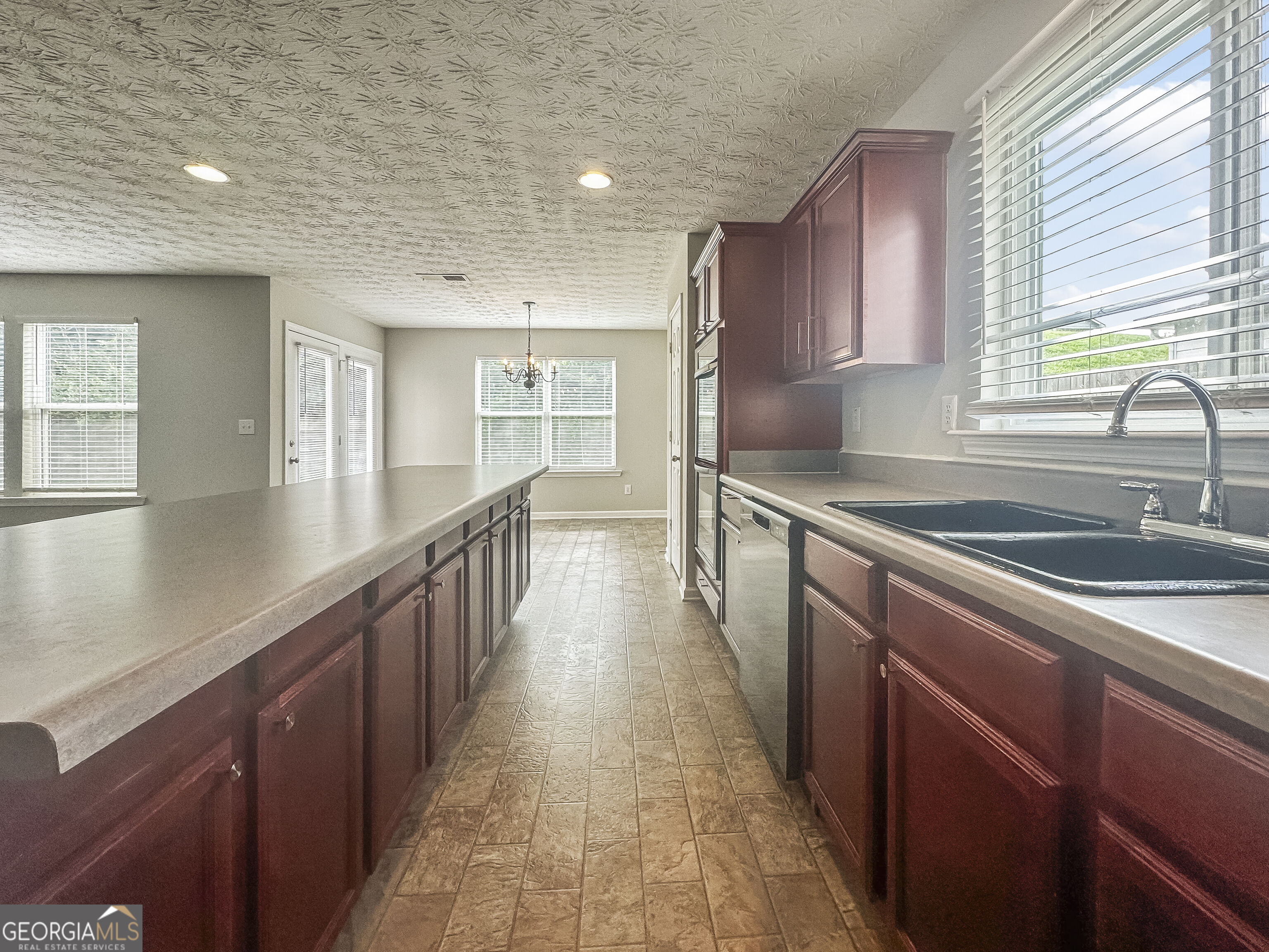 2613 Waterdale Road Sw Property Photo 7