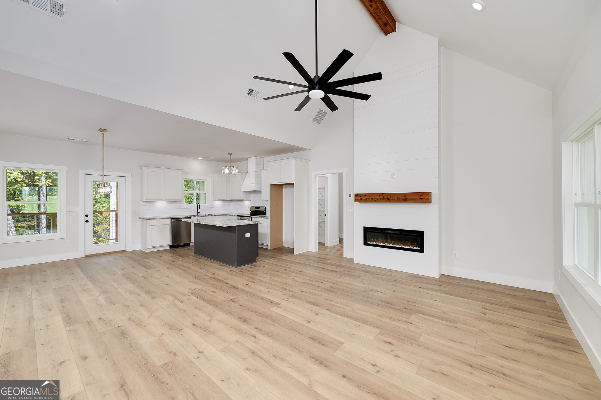 80 Lloyd Street Property Photo 10