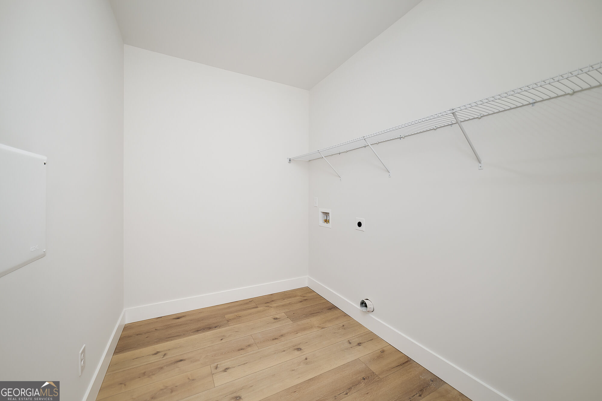 80 Lloyd Street Property Photo 27