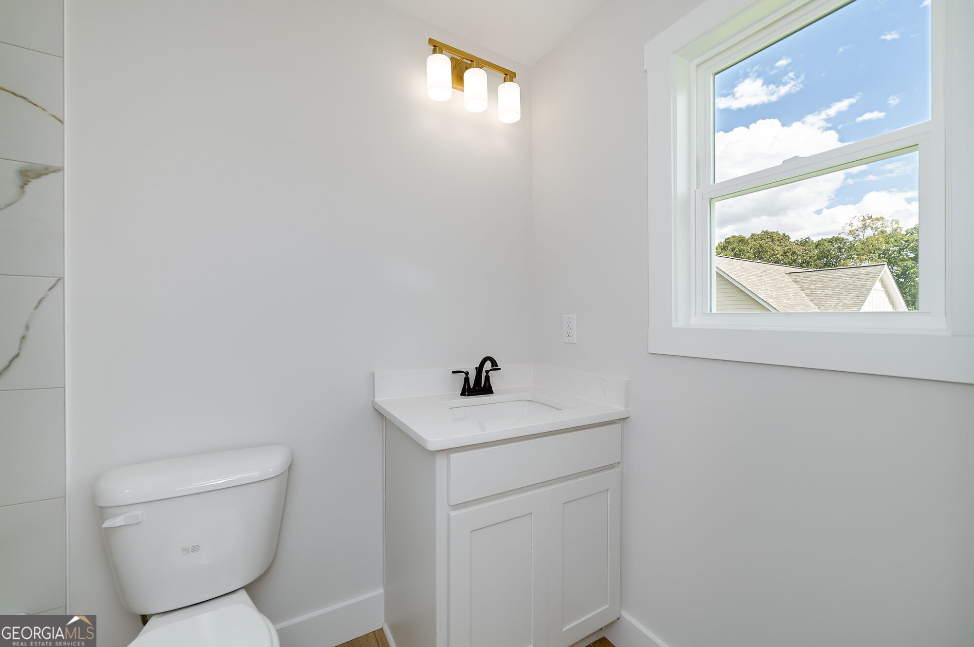 80 Lloyd Street Property Photo 36