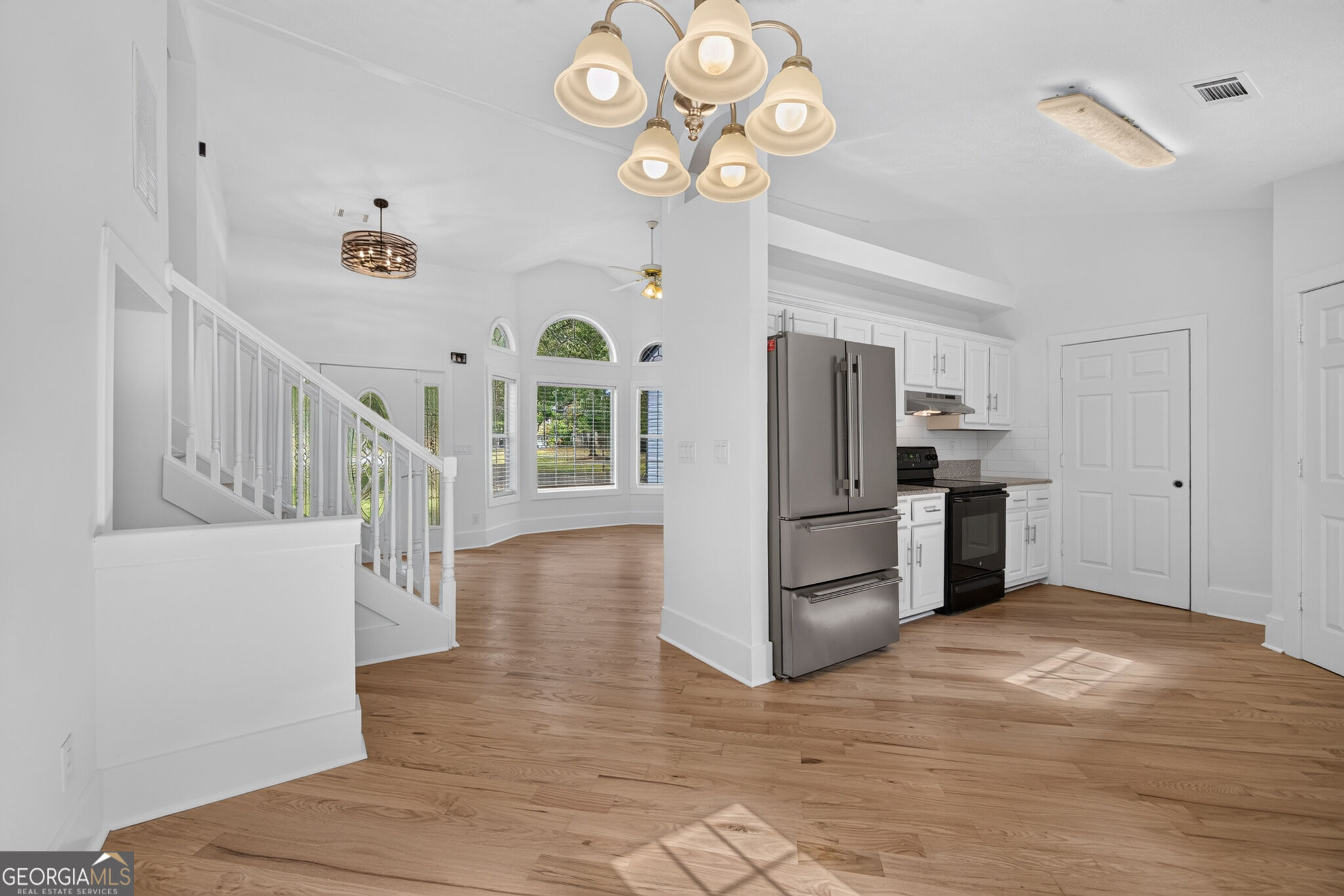 220 Robert Drive Property Photo 18