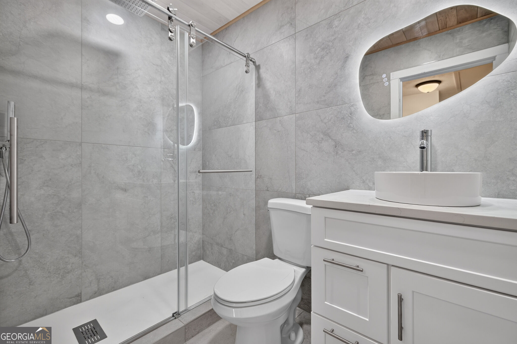 220 Robert Drive Property Photo 31