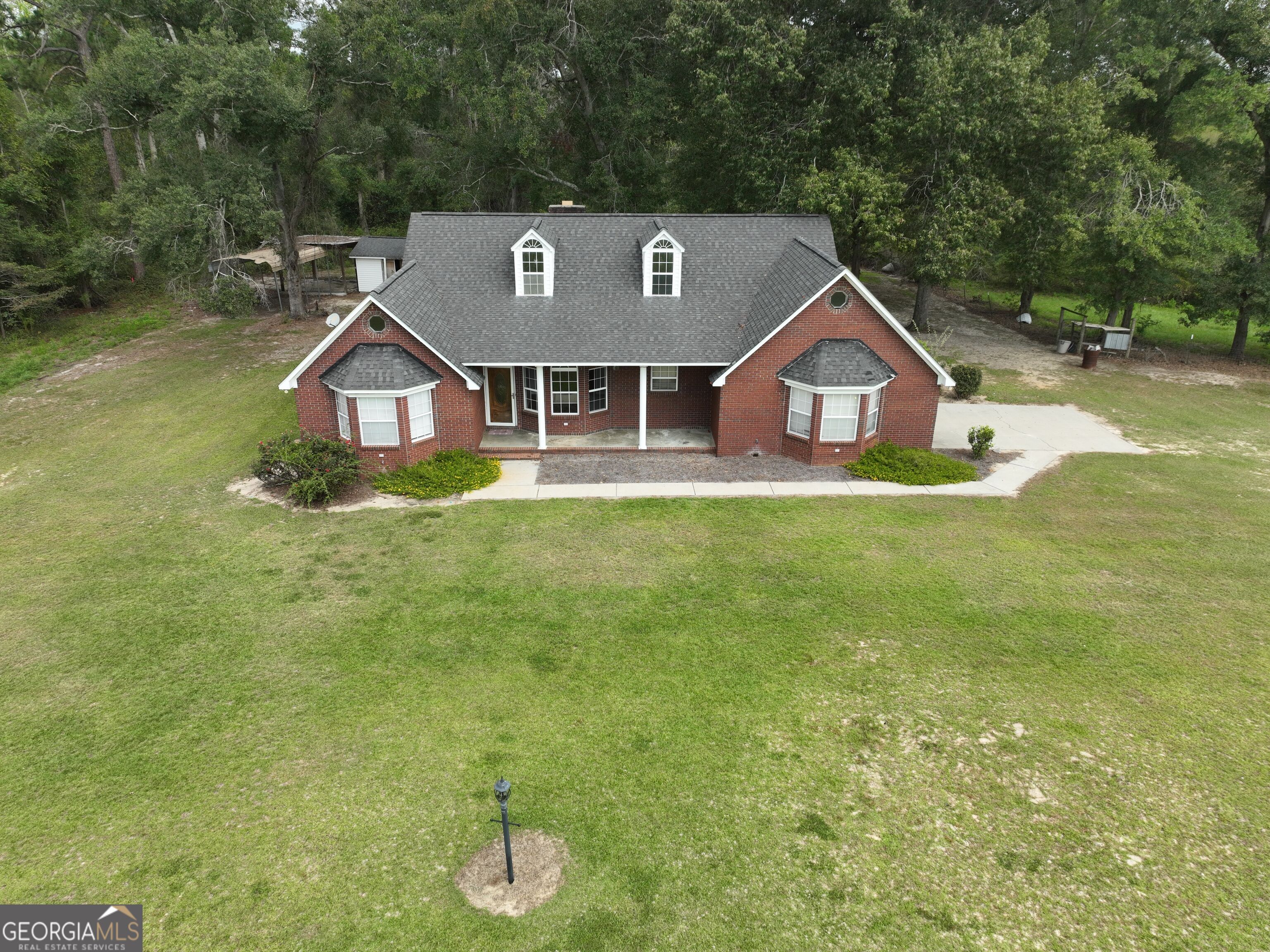 28262 Canoochee Road Property Photo 2