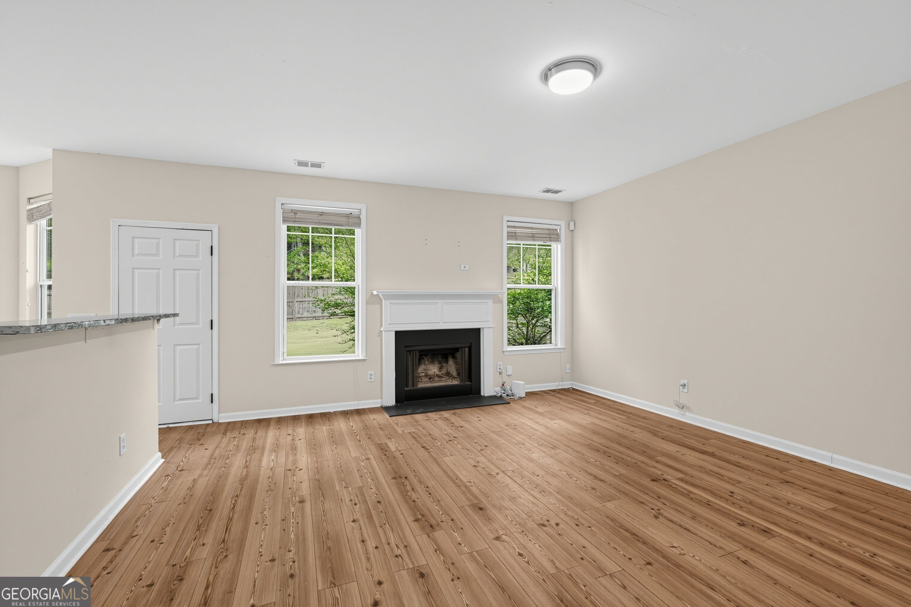4344 Savannah Lane Property Photo 6