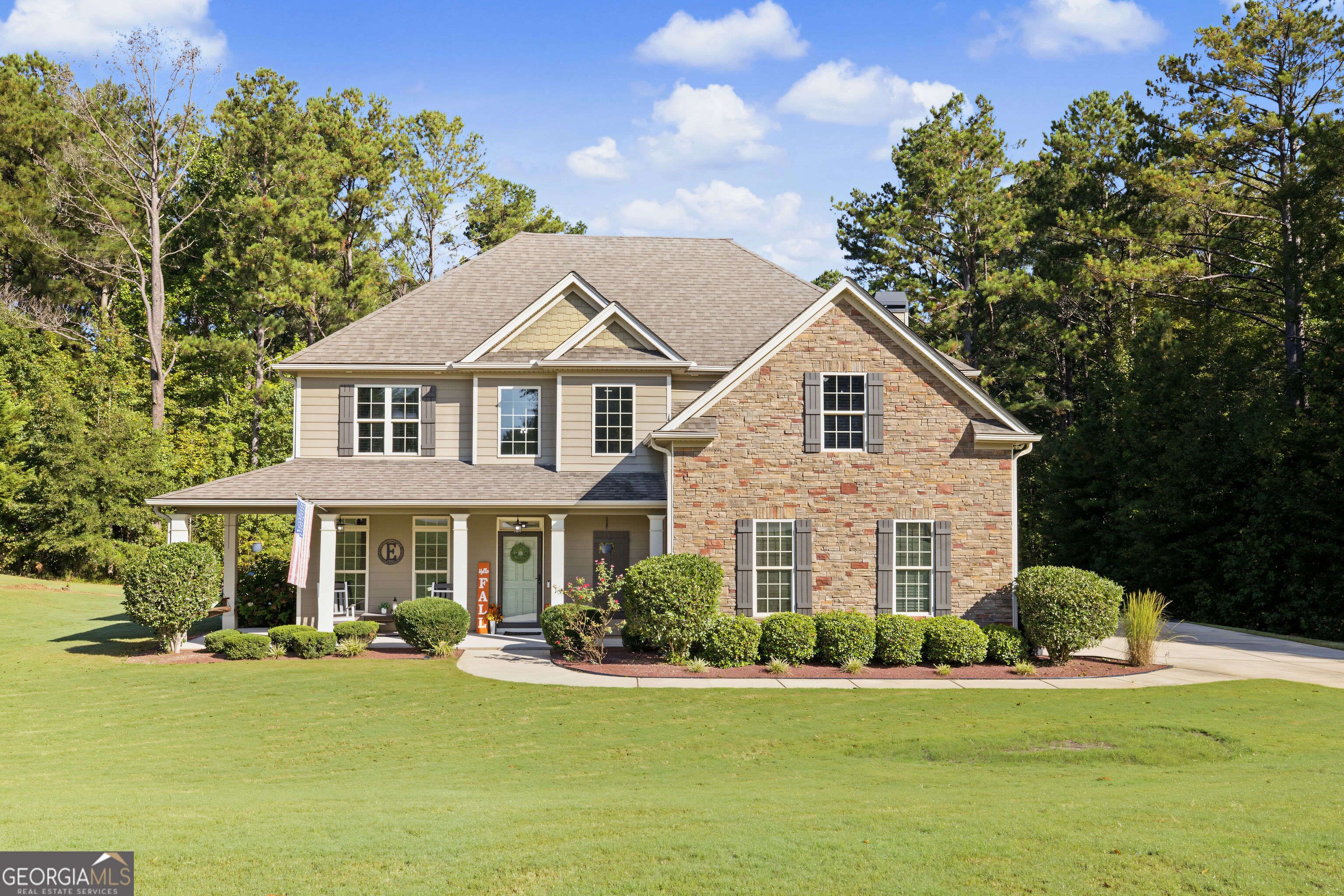 141 Austin Storey Circle Property Photo 1