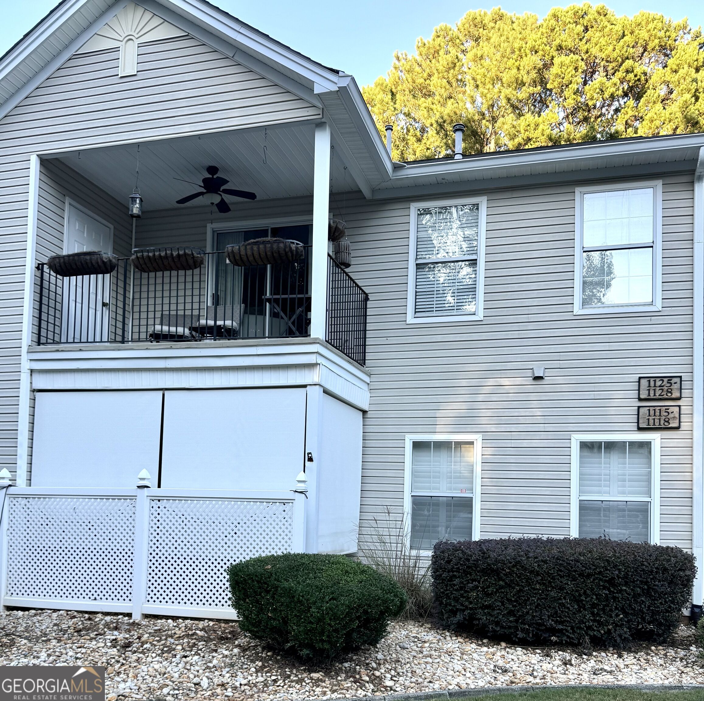 1115 Ridgefield Drive Property Photo 2