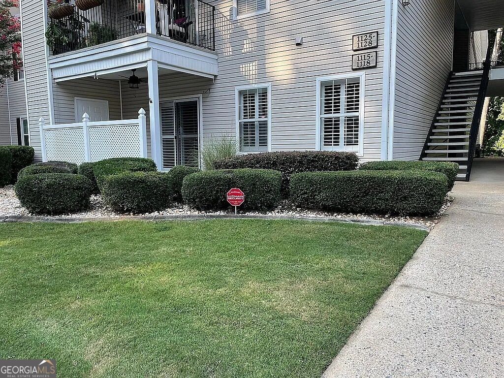 1115 Ridgefield Drive Property Photo 4