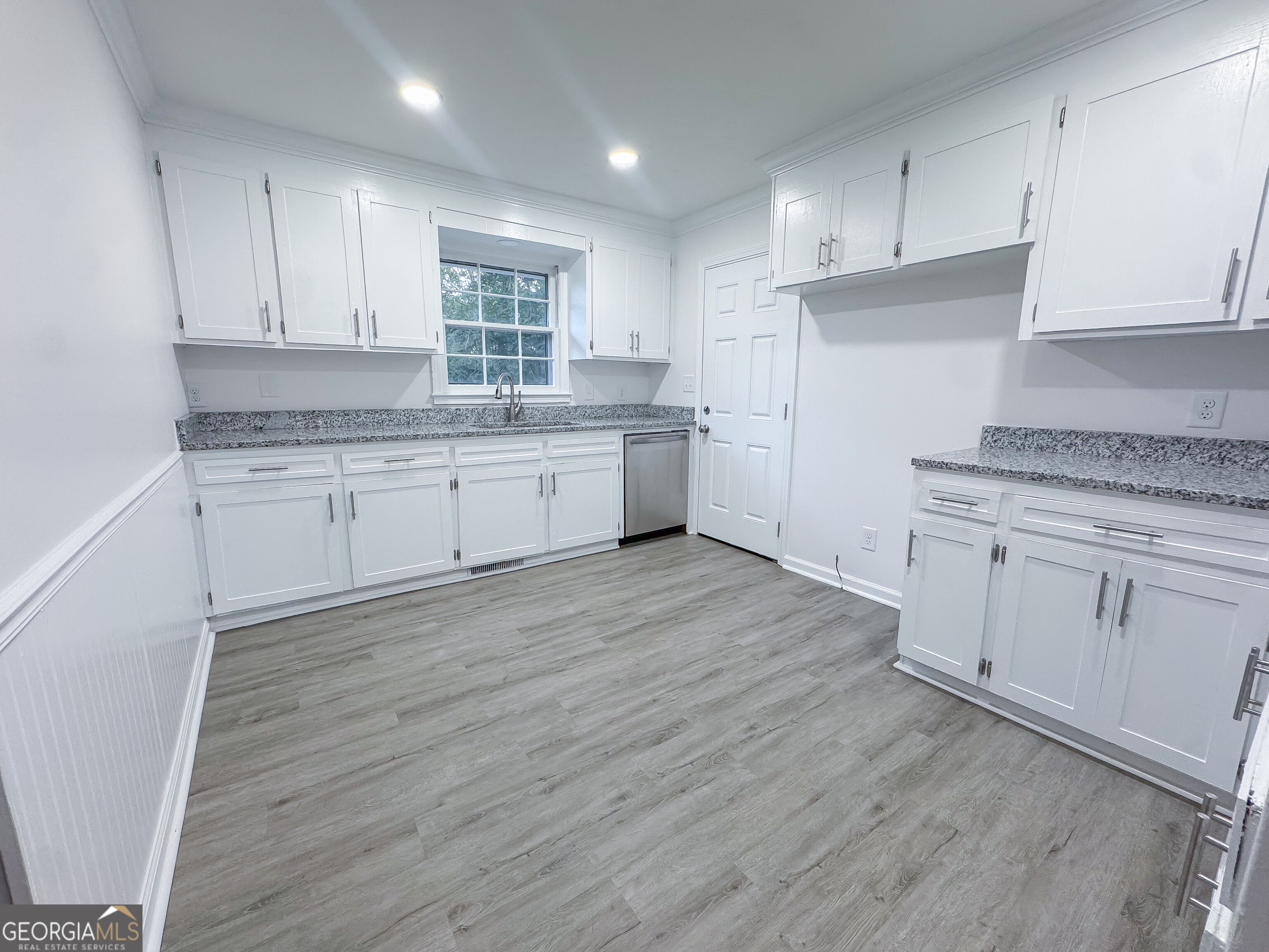 49 Cliffbrink Drive Se Property Photo 6
