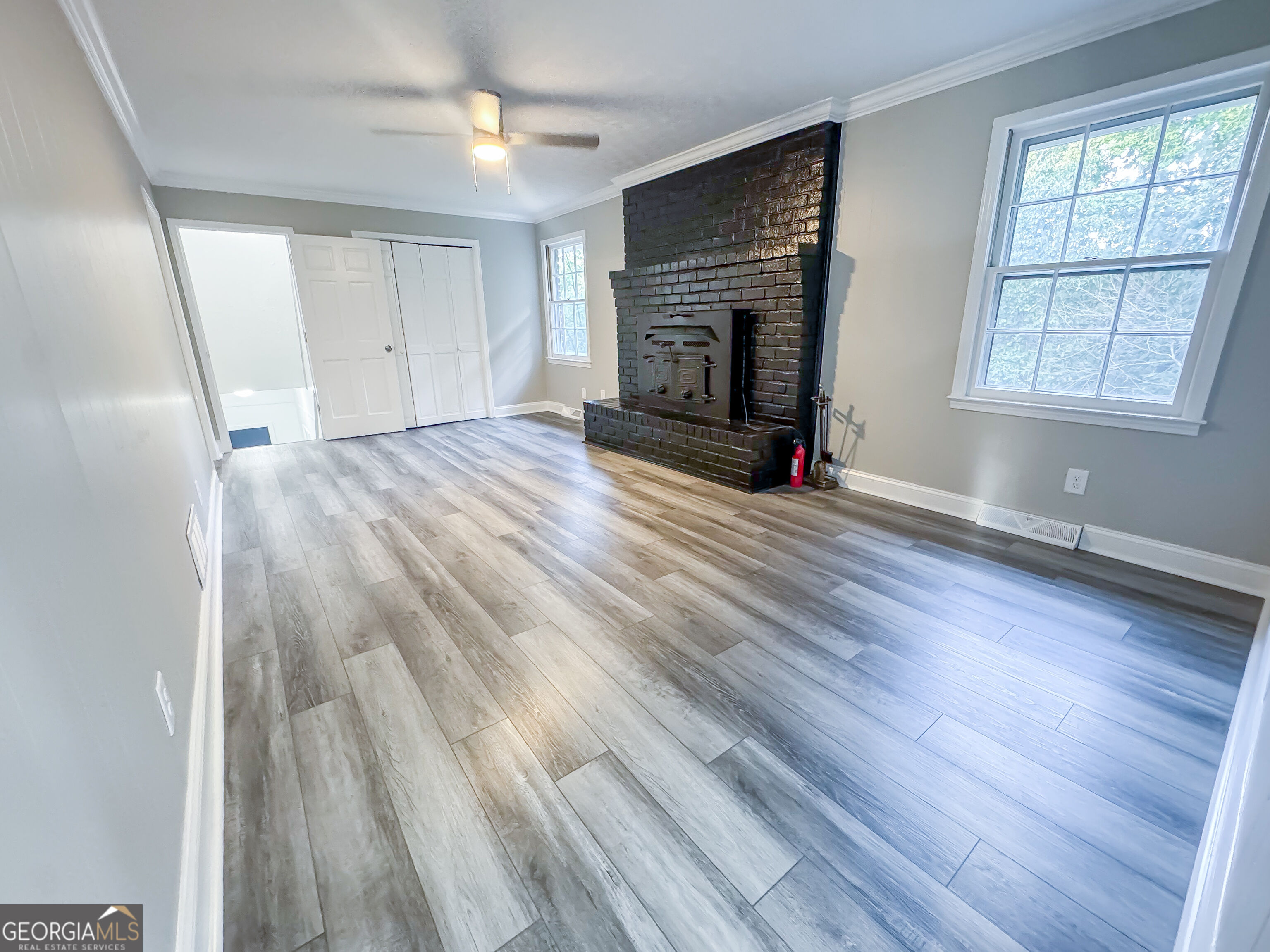 49 Cliffbrink Drive Se Property Photo 8