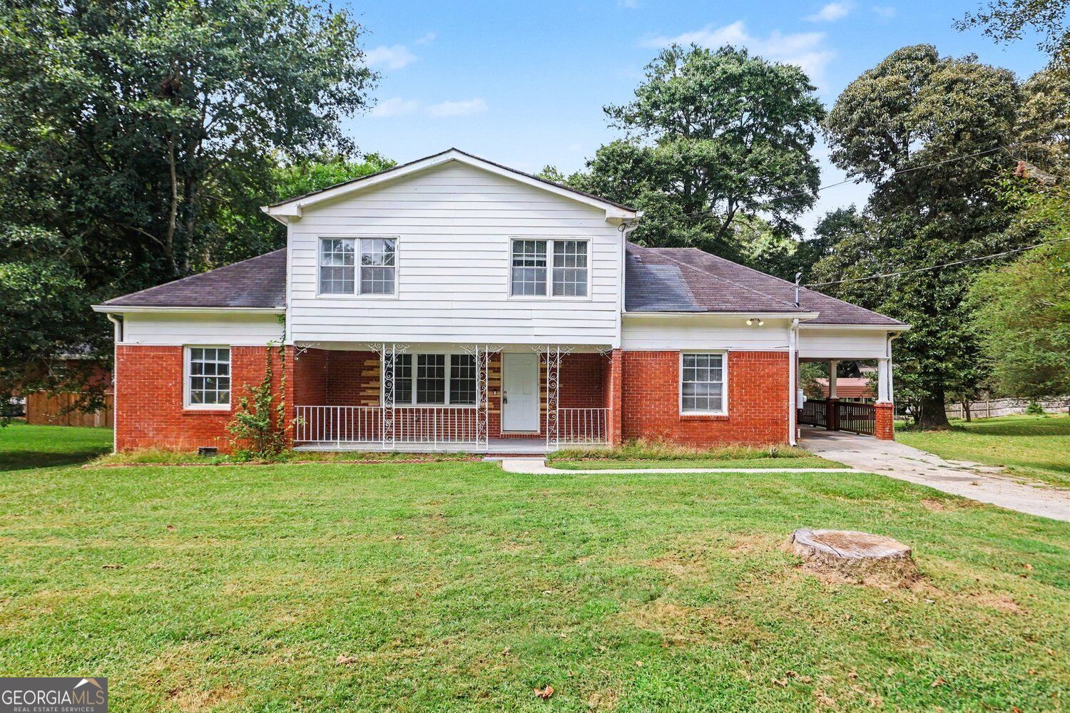 6323 Temple Street Property Photo 2