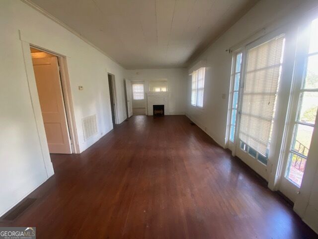1205 6th Avenue Property Photo 9