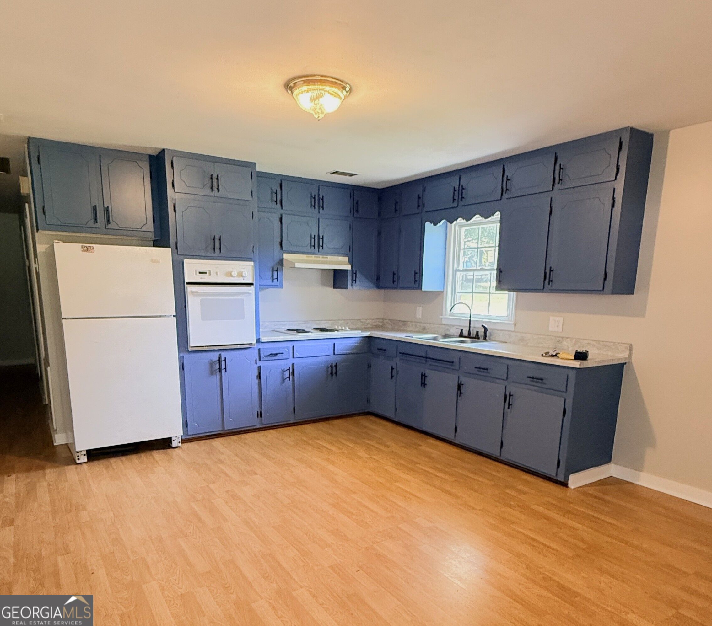 611 Mitchell Avenue Property Photo 5