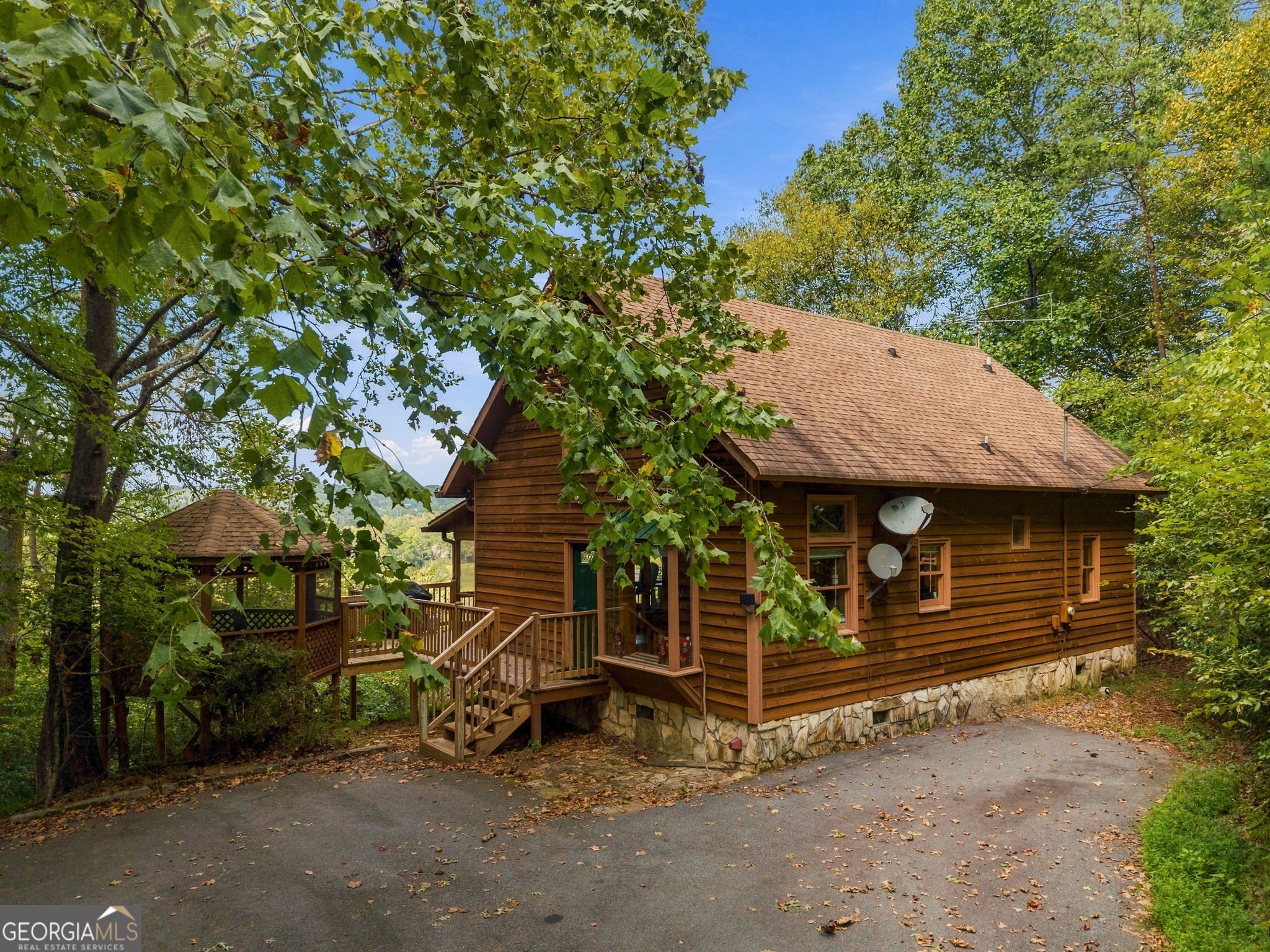 517 Ridge Road Property Photo 4