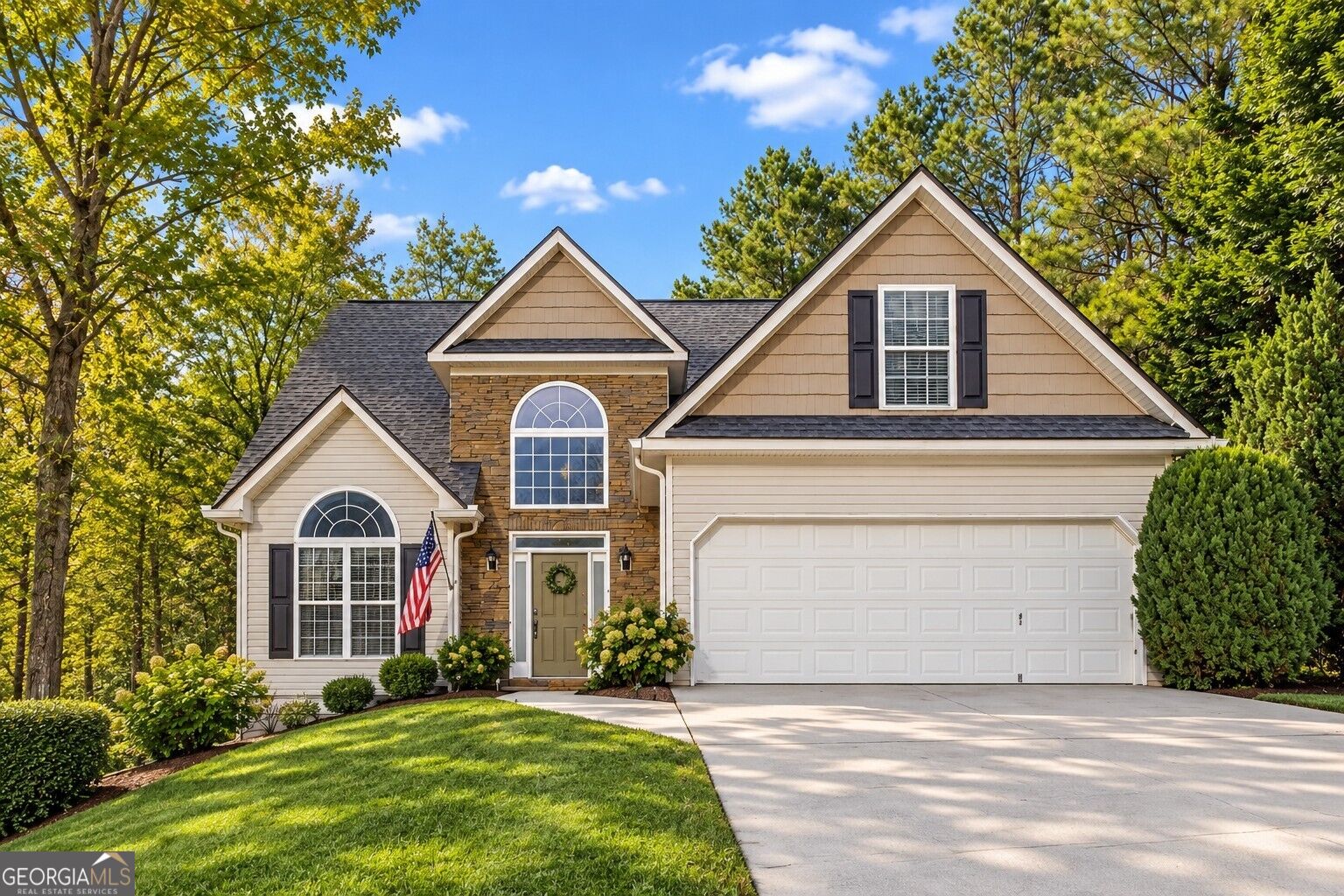 218 Amaranth Court Property Photo 1