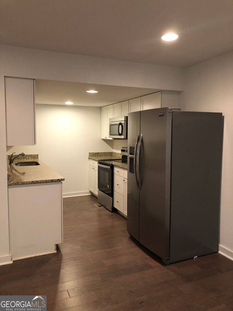 155 Woodstone Drive Property Photo 3