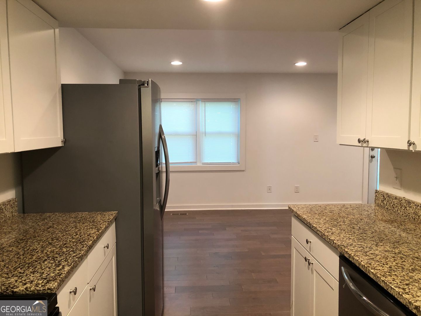 155 Woodstone Drive Property Photo 4