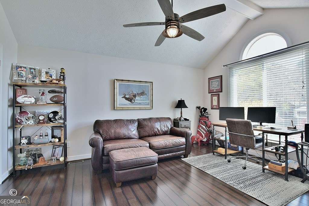 239 Robin Drive Property Photo 13