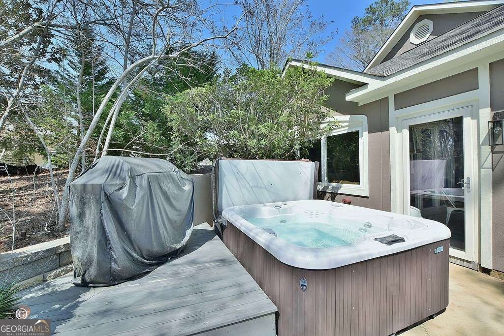 239 Robin Drive Property Photo 29
